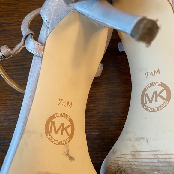 Michael Kors Blue/Gray Small Heels - Size 7.5 - Picture 5 of 5